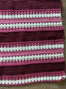 Granny Knit Afghan Blanket Throw Handmade Crochet Cozy Baby Pink Mauve White - Picture 1 of 7