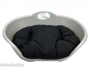 EXTRA LARGE PLASTIC SILVER GREY PET BED WITH BLACK CUSHION DOG CAT SLEEP BASKET - Picture 1 of 1