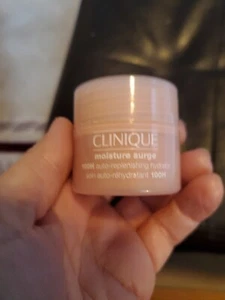 Clinique Moisture Surge 100H Auto-Replenishing Hydrator .5 OZ UNBOXED NEW☆☆ - Picture 1 of 3