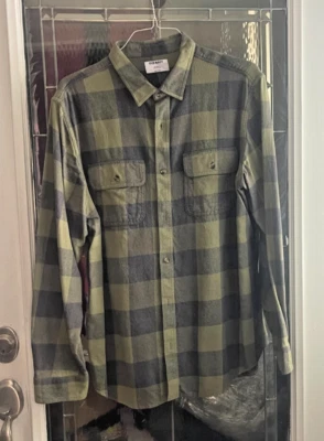 Old Navy Shirt Mens Adult XLT Green Plaid Button Up Preppy Flannel - Image 1 of 4
