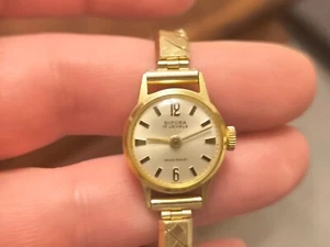 Ladies Bifora 17 Jewels Mechanical Shock Resist Gold Plated Vintage Watch - Picture 1 of 7