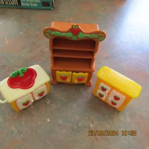 Vintage Strawberry Shortcake Set of Berry Happy Home Kitchen Room Furniture - Picture 1 of 14