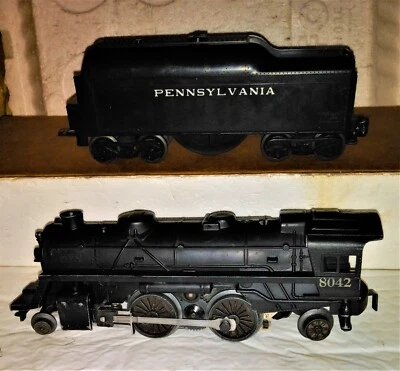 VINTAGE 1970 LIONEL 8042 SMOKE STEAM LOCOMOTIVE & PENNSYLVANIA SOUND TENDER NICE - Image 1 of 4