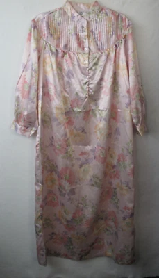 Saybury NWT Long Poly/Cotton Nightgown pleated Front Flowers size M - Image 1 of 4
