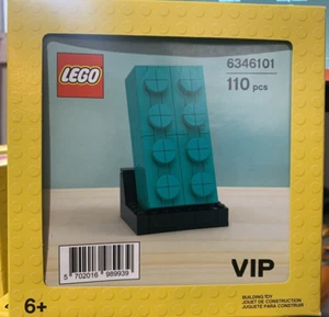 NEW SEALED LEGO 6346101 Buildable Teal 2x4 Brick VIP Promotional Exclusive - Picture 1 of 2