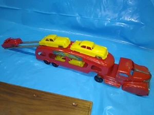 Vintage Marx Red Deluxe Auto Transport with Custom Wood Plexiglass Display Case - Picture 1 of 10