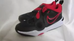 BOY`S NIKE TEAM HUSTLE D 11(GS) SNEAKERS SIZE 4YOUTH NEW #DV8996 003 BLK/RED - Picture 1 of 12