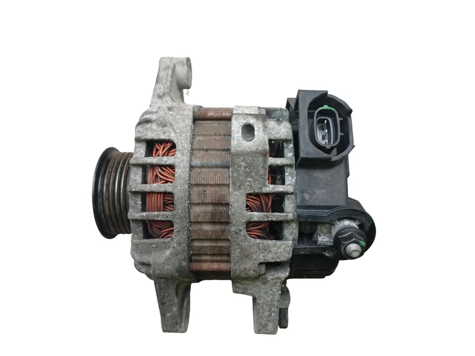Hyundai I20 Alternator 1.3 Petrol 2011 G4LA 37300-03300 - Image 1 of 4