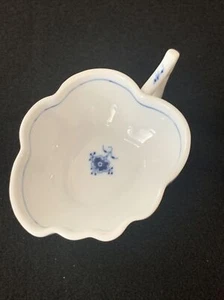 Plato Royal Copenhagen Azul Acanalado Hoja Lisa 349 COMO NUEVO Estado Primera Calidad - Imagen 1 de 12