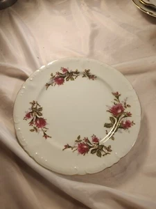 Bond Fine China Pompadour Rose 10" Dinner Plate Red Pink Japan - Picture 1 of 4