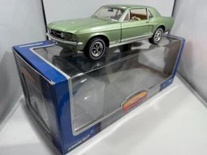 1/18 Greenlight 1967 Ford Mustang GT Coupe Lime Green LE 12805 MINOR ISSUE READ - Picture 1 of 18