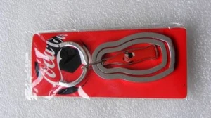 Coca-Cola Bottle Keychain FIFA 2018 World Cup Russia - Picture 1 of 2