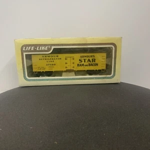 Vintage HO Scale Life-Like 8505 Armour's Star Ham And Bacon Reefer Car In Box - Picture 1 of 5