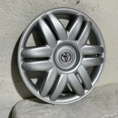 Центральный колпак ступицы колеса 15 дюймов серебристый 2000-2001 Toyota Camry 42621-AA070 изящный - Изображение 1 из 4