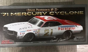 UNIVERSITY OF RACING 1/24 DIECAST DAVID PEARSON PUROLATOR MERCURY #21 AUTOGRAPH - Picture 1 of 23