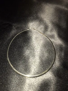 Halb abgeflachte glänzende helle Schlangenkette silberfarben Halsband Halskette 16 Zoll Vintage - Bild 1 von 9