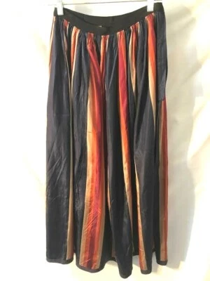 Falda de seda a rayas completa hecha a mano francesa antigua de colección inusual de la década de 1920 S ¡encantadora! Foto 1 de 4