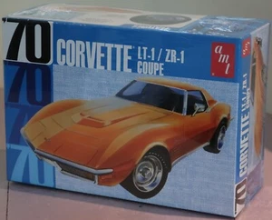 AMT 1970 CHEVROLET Corvette LT-1 ZR-1 Model Kit - 1/25  NEW unmarked Perfect! - Picture 1 of 7