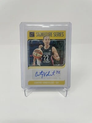 2019 DONRUSS WNBA COURTNEY VANDERSLOOT AUTO CHICAGO SKY SIGNATURE SERIES SS-CVS - Image 1 of 2