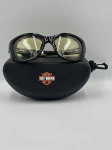 Harley-Davidson Women’s Prancer Oversized Cat Eye Sunglasses,  Black - Picture 1 of 18