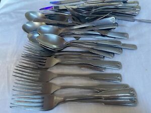 ONEIDA STAINLESS FLATWARE "COLONIAL MOOD" (45) PIECES SET