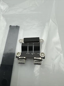 Cavo connettore USB-C originale Apple Macbook Pro 13" A1706 2016 2017 00861-A nuovo - Foto 1 di 2