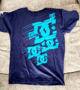 DC Boys Size 7 Blue Short Sleeve Cotton Shirt - Picture 1 of 3