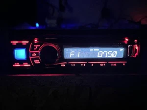 Autoradio Alpine CDE-133BT – FM CD MP3 Bluetooth USB AUX Originalgerät - Bild 1 von 8