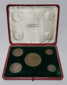 Set medaglie incoronazione 1902 Edoardo VII (5) - Gran Bretagna - bronzo e argento - Foto 1 di 19