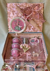 French-style boxed toy tea party set, Ohio Art dishes - Picture 1 of 12