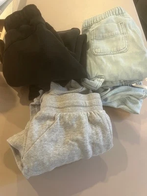 Lote de (6) Pantalones de mezclilla, leggings, yoga, pantalones deportivos para niñas talla XS (4/5) Foto 1 de 4