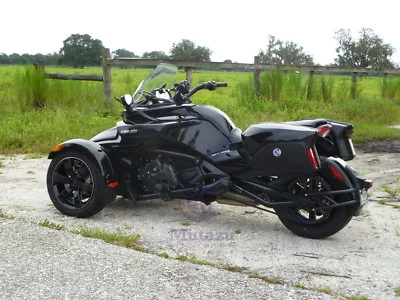 Detachable Hard Saddlebags 4 Can Am Spyder ROADSTER RS ST w/ mounting brackets - Image 1 of 4