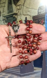 Vintage Rosenkranz Perlen, 45 mm Kruzifix, Padre Pio, in Geschenkbox. 44cm Länge. - Bild 1 von 11