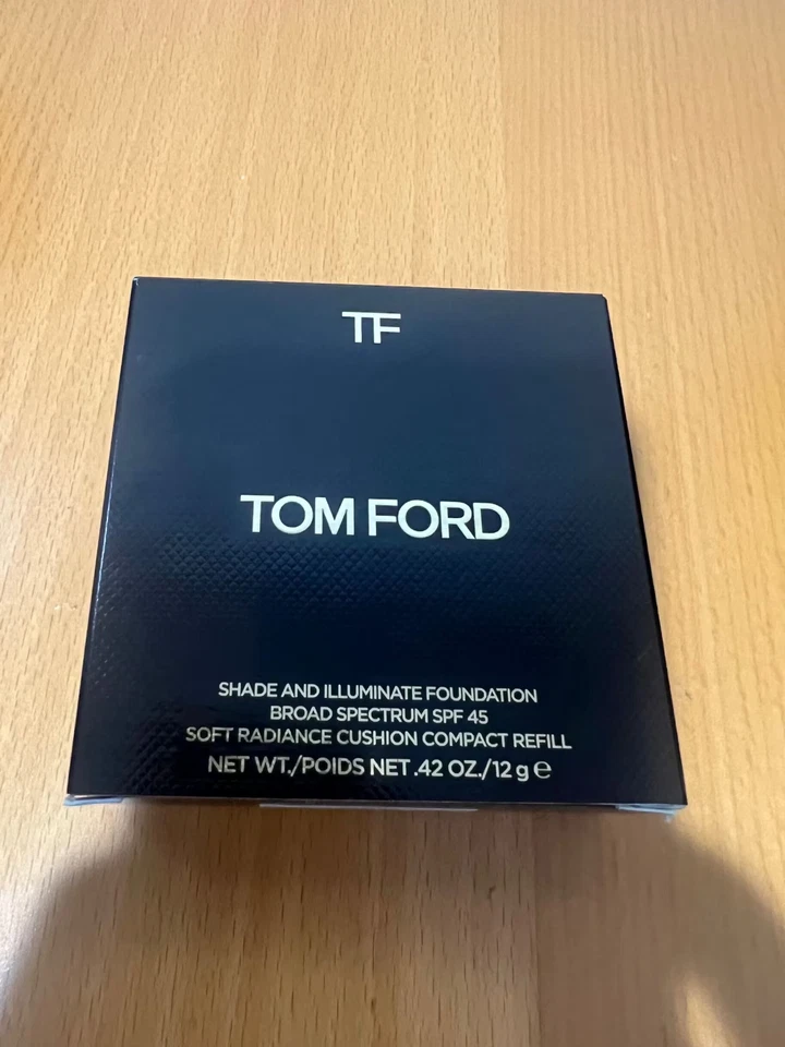 Tom Ford Shade And Illuminating Foundation Soft Radiance Cushion REFILL New - Image 1 of 4