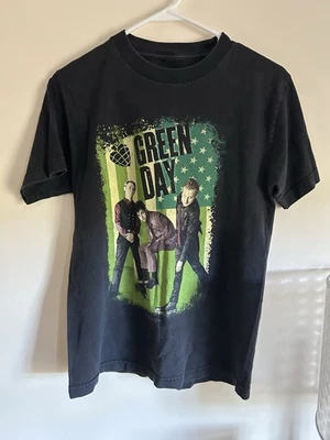 Green Day 2005 ¿Talla pequeña? Camiseta negra hombre Foto 1 de 4