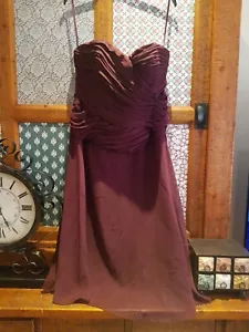 abito taglia 16. sud. Vendo nuova con etichetta - Foto 1 di 5
