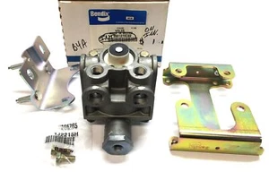 Bendix Brake Control Valve 2501272C92 NOS - Picture 1 of 5