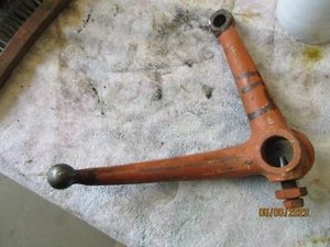 ALLIS CHALMERS B, LEFT HAND STEERING ARM USED ORIGINAL #211385 GOOD CONDITION - Picture 1 of 7