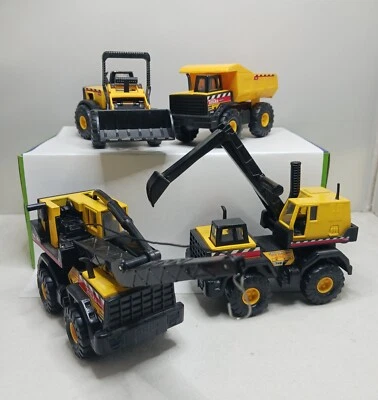 Mini Tonka Maisto Mighty Trucks lote de 4 Foto 1 de 4