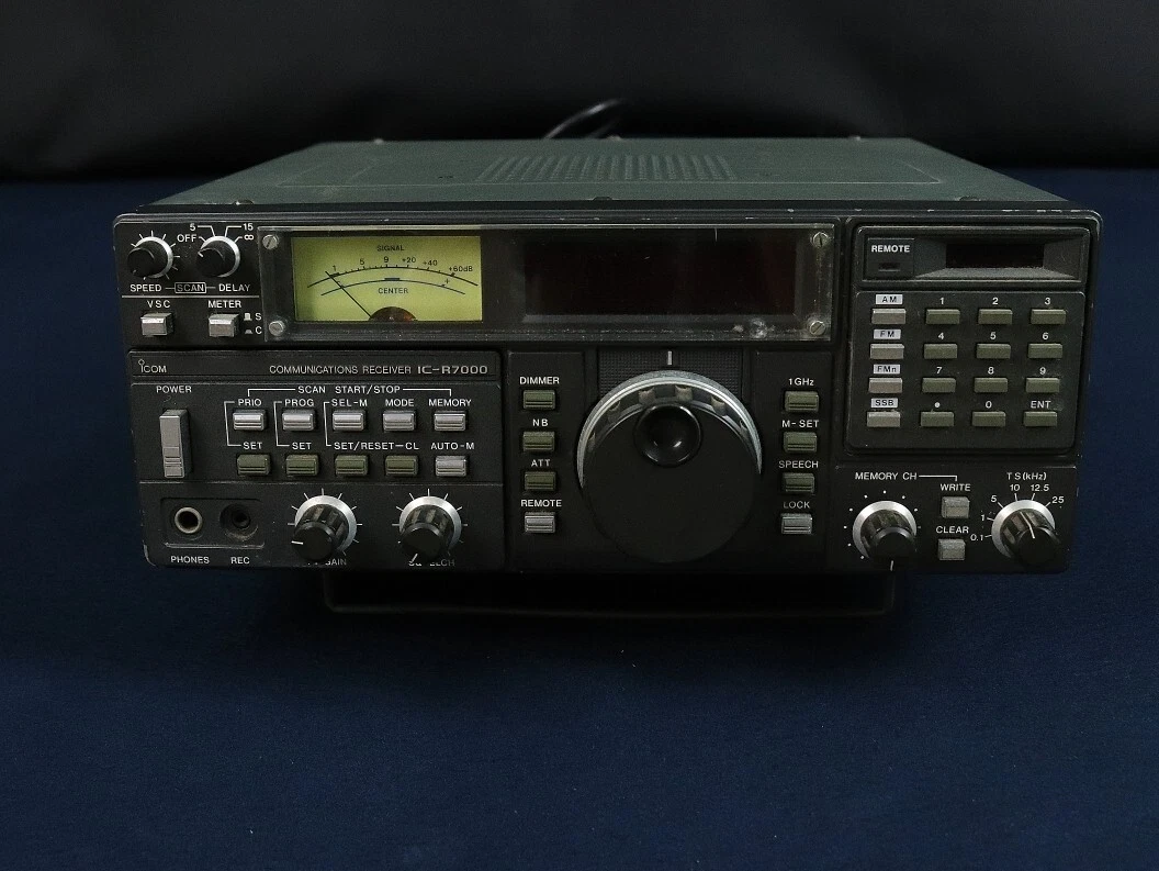 ICOM IC-R7000受信機 TV-R7000J リモコン Icom Ic-R7000 Wideband Receiver With Tv-R7000J Adapter Radio