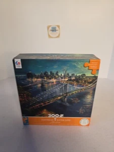 Puzzle Ceaco Thomas Kindade MOONLIGHT OVER MANHATTAN New York 300 pezzi scatola aperta  - Foto 1 di 2