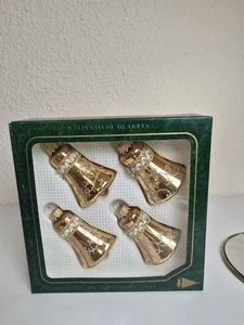 Juego de 4 adornos de campana de vidrio vintage de Navidad de Krebs con flores bordadas - Imagen 1 de 13