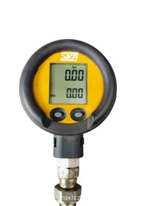 SIKA DIGITAL PRESSURE GAUGE FOR PRESSURE CALIBRATOR -1 TO 31 BAR# fast shipping - Picture 1 of 8