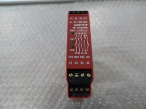 Allen Bradley 440R-N23132 Ser C Guardmaster Safety Relay MSR127TP (24799) - Picture 1 of 7