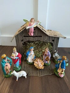 Vintage Weihnachtskrippe Pappkrippe handbemalt Italien Pappmaché - Bild 1 von 16