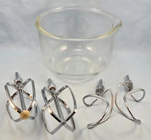 5-Piece Lot Fire King for Sunbeam Mixmaster Replacement 6.5" Bowl w/ Beaters - Picture 1 of 9