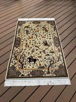 Alfombra de seda de alta calidad para colgar en la pared alfombra de seda de caza 148 x 99 cm Foto 1 de 4