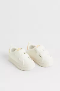 H&M Girls Trainers 'Good Things Happen' White Size UK 5.5 - Picture 1 of 8