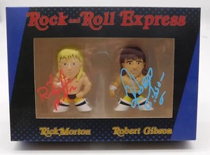 Ricky Morton Robert Gibson Rock & Roll Express Signed Pint Size Action Figure 3 - Picture 1 of 12