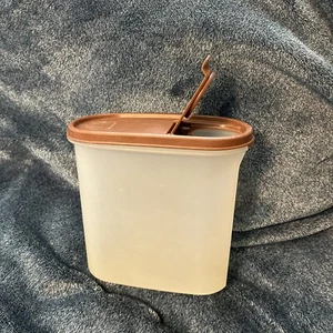 Tupperware Modular Mate Ovalado Marrón Verter Tapa Almacenamiento Transparente 7-1/4 Taza - Imagen 1 de 10